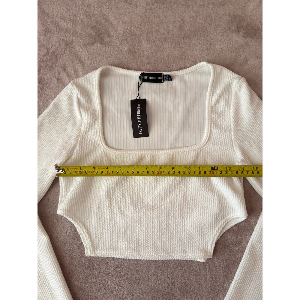 NWT PrettyLittleThing White Ribbed Long Sleeve Crop Top Size 6 - Picture 3 of 6